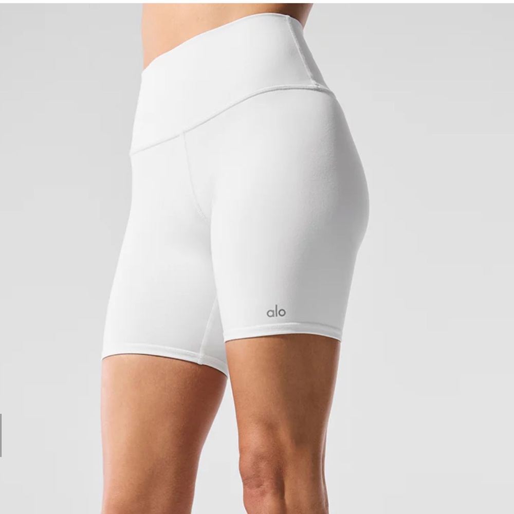 ALO 7" High-Waist Biker Short